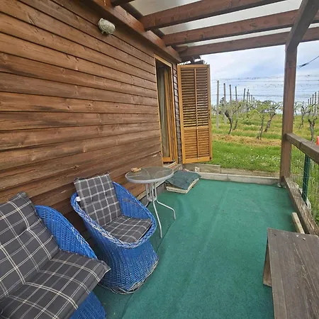 Holiday home Hiska Jures *